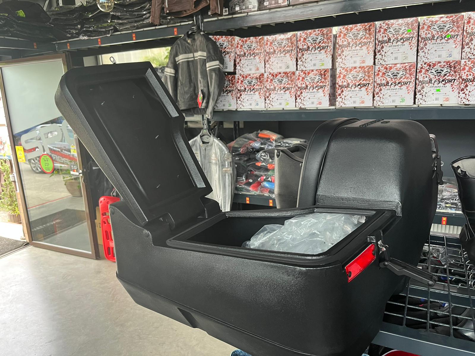 moose-racing-cutie-portbagaj-diplomat-negru-35050031 3c25073c 3c39 45da b14e e97d38971eb2 - motocross, enduro, ATV