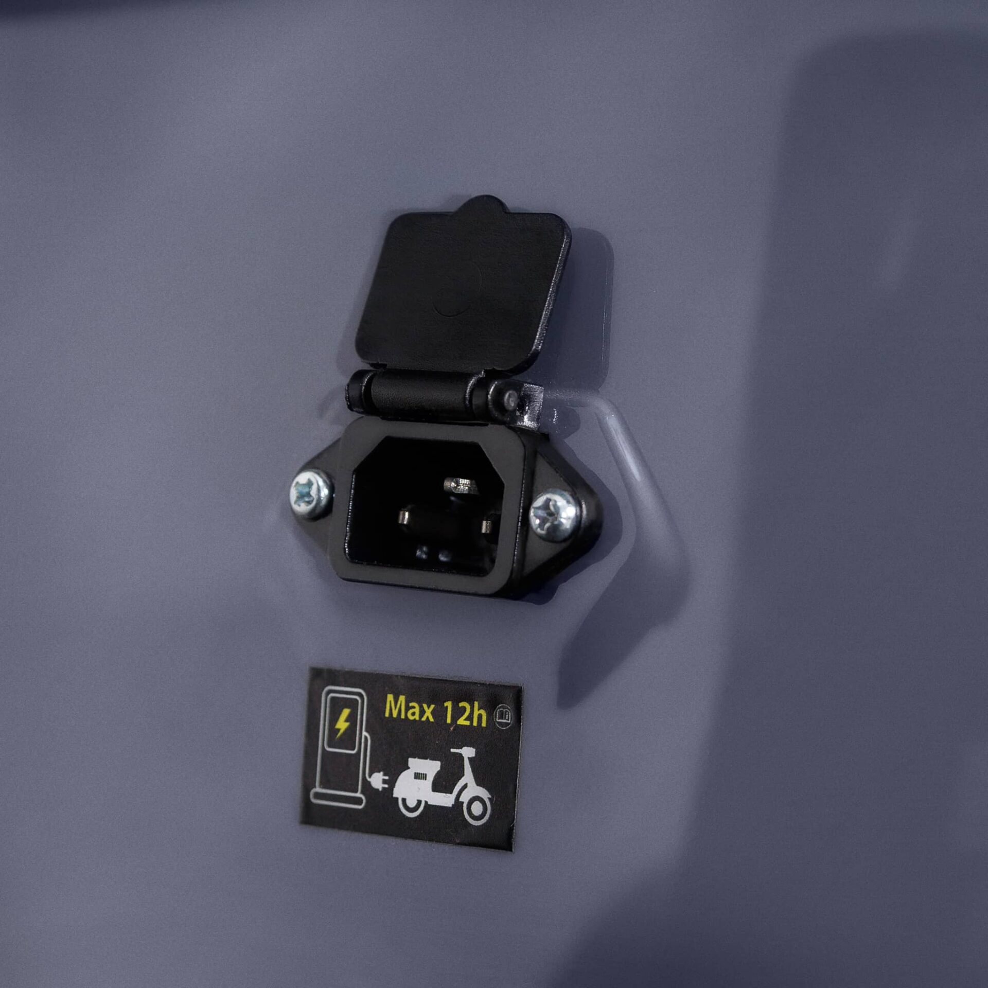 Tricicleta-electrica-volta-M6-1000w-2 Tricicleta electrica Voltarom M6