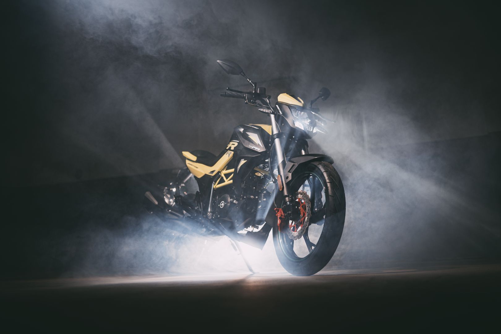 barton8617-4-red-3463886076 barton-motors-fr